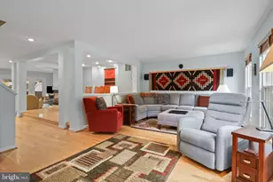 2729 Pembsly Dr, Vienna, VA 22181 - Photo 9