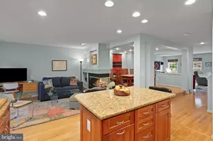 2729 Pembsly Dr, Vienna, VA 22181 - Photo 3