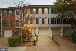 2729 Pembsly Dr, Vienna, VA 22181 - Photo 1