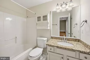 8143 Madrillon Ct, Vienna, VA 22182 - Photo 49