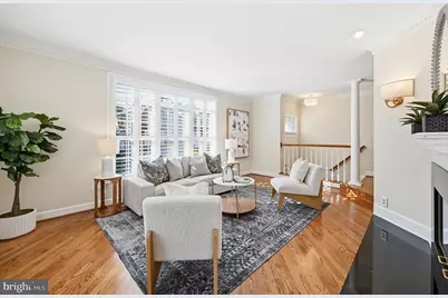 8143 Madrillon Court, Vienna, VA 22182 - Photo 5