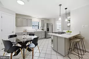 8143 Madrillon Ct, Vienna, VA 22182 - Photo 15