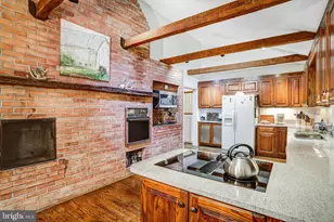 1075 Manning St, Great Falls, VA 22066 - Photo 19
