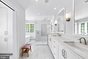 502 MacArthur Ave NE, Vienna, VA 22180 - Photo 5