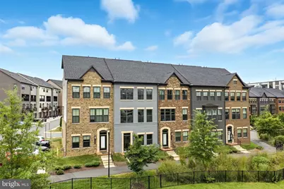 13220 Lake Waterview Way, Herndon, VA 20171 - Photo 3