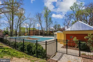 3360 Woodburn Rd, Annandale, VA 22003 - Photo 27