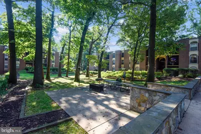 3360 Woodburn Road #33, Annandale, VA 22003 - Photo 25