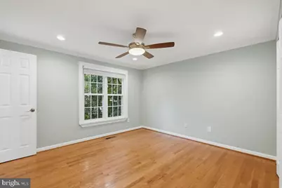 10421 Todman Landing, Burke, VA 22015 - Photo 13