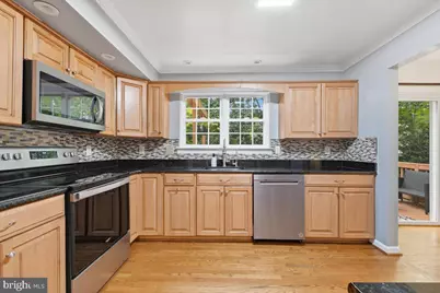 10421 Todman Landing, Burke, VA 22015 - Photo 11
