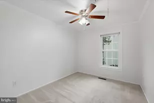 10421 Todman Landing, Burke, VA 22015 - Photo 19