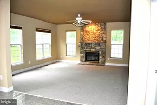 9018 Igoe St, Lorton, VA 22079 - Photo 7