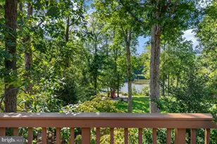 1358 Lake Forest Ct, Reston, VA 20194 - Photo 31