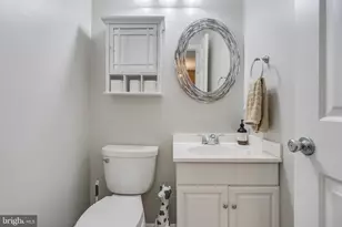 6500 Old Carriage Dr, Alexandria, VA 22315 - Photo 9