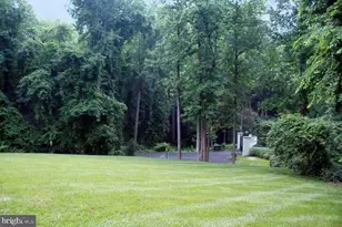 7901 Georgetown Pike, McLean, VA 22102 - Photo 3