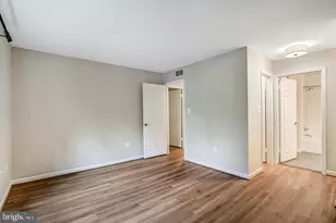 7729 Inversham Dr, Falls Church, VA 22042 - Photo 21