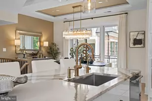 7045 Liberty Ln, McLean, VA 22101 - Photo 13
