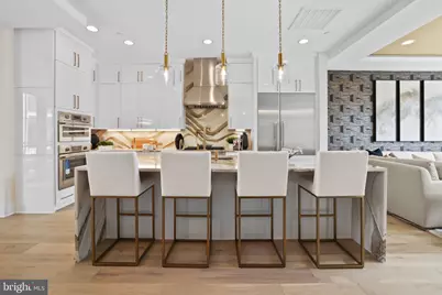 7045 Liberty Lane, McLean, VA 22101 - Photo 9