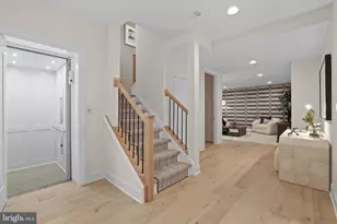 7045 Liberty Ln, McLean, VA 22101 - Photo 47