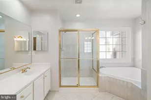 2038 Madrillon Rd, Vienna, VA 22182 - Photo 33