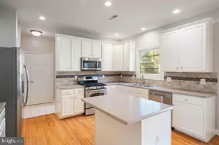 2038 Madrillon Rd, Vienna, VA 22182 - Photo 13
