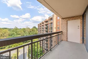 2230 George C Marshall Dr, Falls Church, VA 22043 - Photo 19