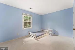 8000 Sandburg Ct, Dunn Loring, VA 22027 - Photo 29