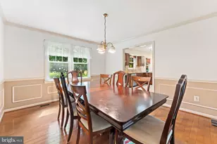 8000 Sandburg Ct, Dunn Loring, VA 22027 - Photo 27