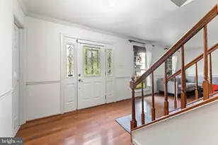 8000 Sandburg Ct, Dunn Loring, VA 22027 - Photo 17