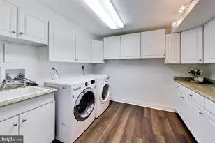 9425 Goldfield Ln, Burke, VA 22015 - Photo 63