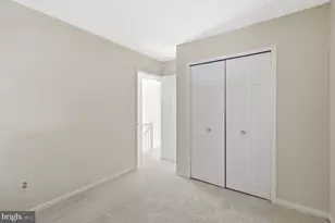 10851 Oak Green Ct, Burke, VA 22015 - Photo 29