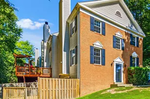 10851 Oak Green Ct, Burke, VA 22015 - Photo 39