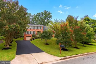 11502 Purple Beech Dr, Reston, VA 20191 - Photo 3