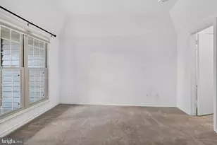 12160 Penderview Ln, Fairfax, VA 22033 - Photo 13