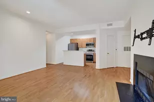 12160 Penderview Ln, Fairfax, VA 22033 - Photo 25