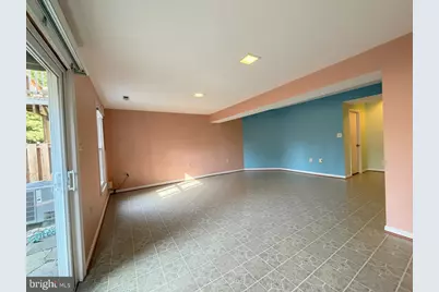 5406 New London Drive, Fairfax, VA 22032 - Photo 13