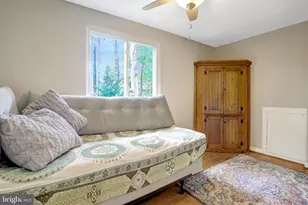 5510 Kings Park Dr, Springfield, VA 22151 - Photo 29