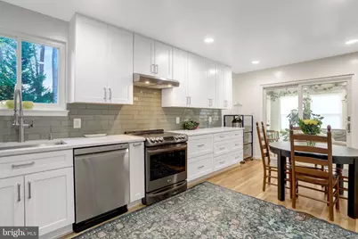 5510 Kings Park Drive, Springfield, VA 22151 - Photo 7