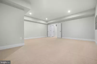 7505 Magarity Road, Falls Church, VA 22043 - Photo 59
