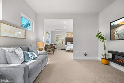7505 Magarity Road, Falls Church, VA 22043 - Photo 29