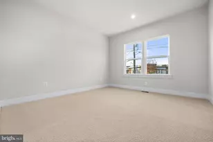 7505 Magarity Rd, Falls Church, VA 22043 - Photo 37
