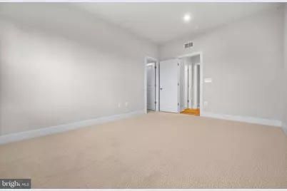 7505 Magarity Road, Falls Church, VA 22043 - Photo 43