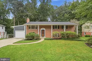 7113 Hadlow Ct, Springfield, VA 22152 - Photo 1