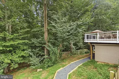 7113 Hadlow Court, Springfield, VA 22152 - Photo 35