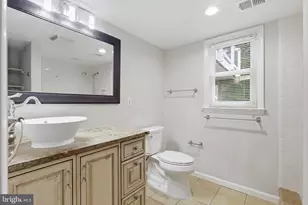 7113 Hadlow Ct, Springfield, VA 22152 - Photo 27