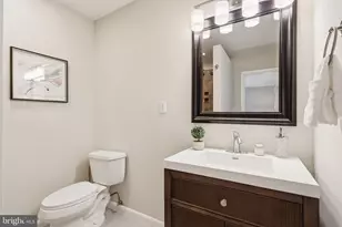 7113 Hadlow Ct, Springfield, VA 22152 - Photo 15
