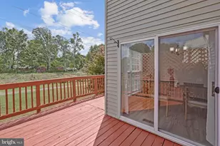5185 Ballycastle Cir, Alexandria, VA 22315 - Photo 41