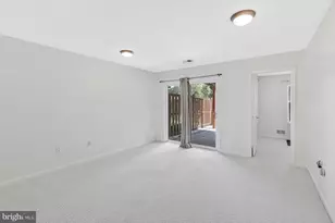 5185 Ballycastle Cir, Alexandria, VA 22315 - Photo 37