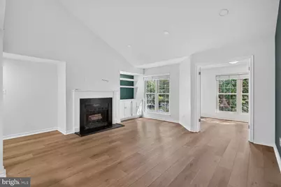 12160 Penderview Terrace #1133, Fairfax, VA 22033 - Photo 3