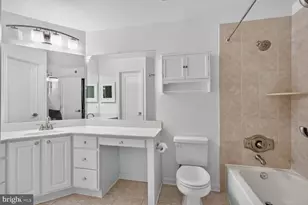 12160 Penderview Terrace, Fairfax, VA 22033 - Photo 11