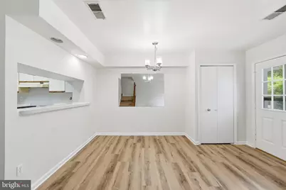6008 Havener House Way, Centreville, VA 20120 - Photo 7